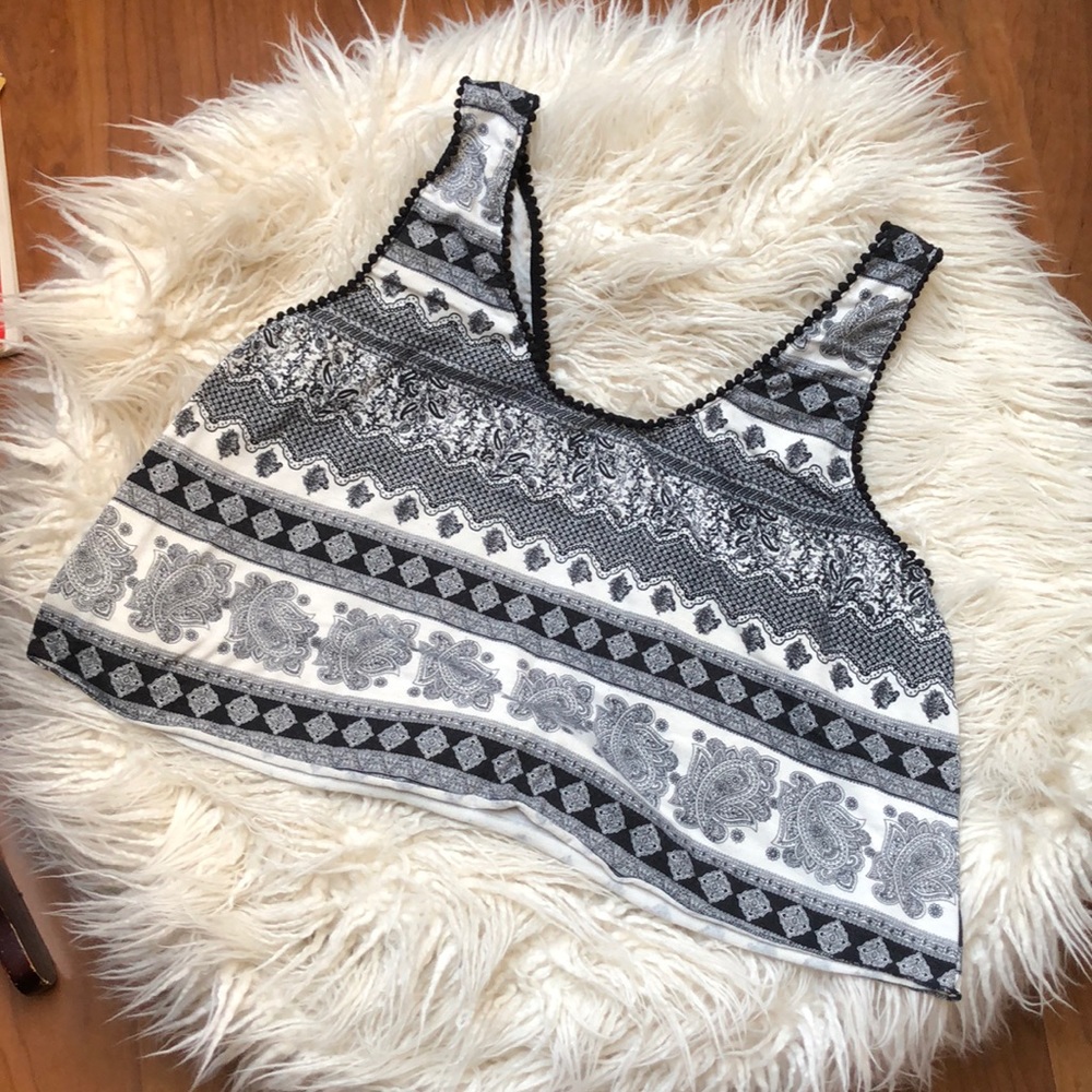 B&W paisley crop top